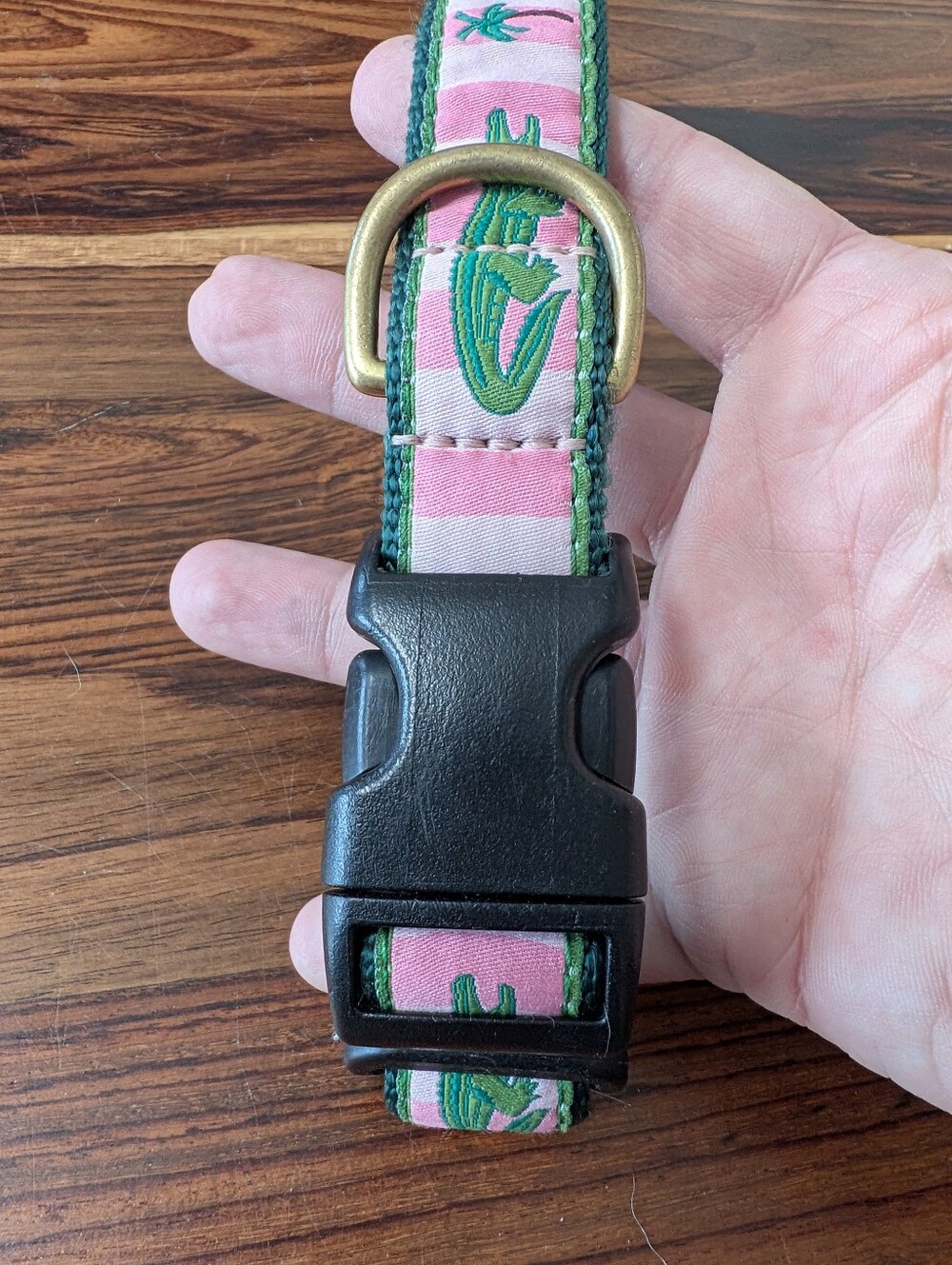 Up Country Alligator Palm Tree Dog Collar Pink Green Size Small - Picture 6 of 8